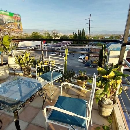 Primerose Residences - Near Mactan-Cebu International Airport Lapu-Lapu City Exteriör bild